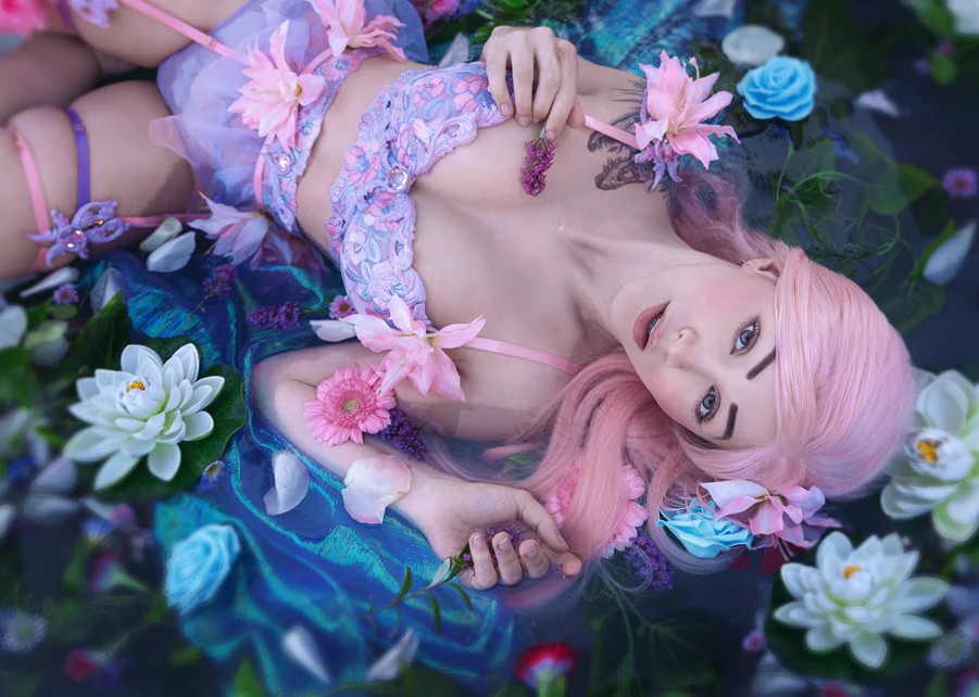 Casual: Flower Bath (Signed A4 Print)