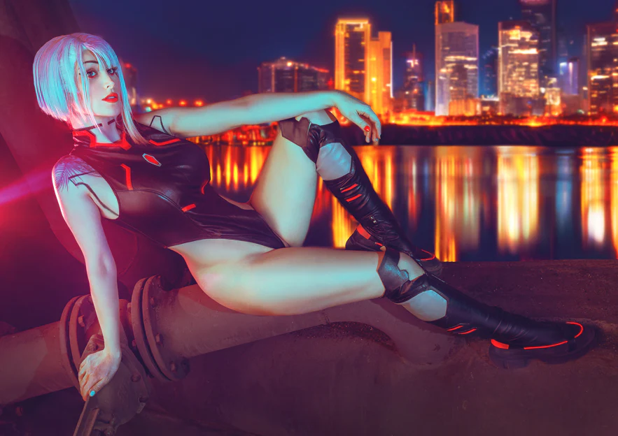 Cyberpunk Edgerunners: Lucy (Signed A4 Print) - Image 2