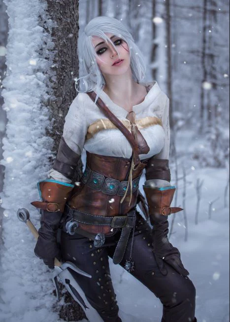 Witcher: Ciri (Signed A4 Print) - Image 2